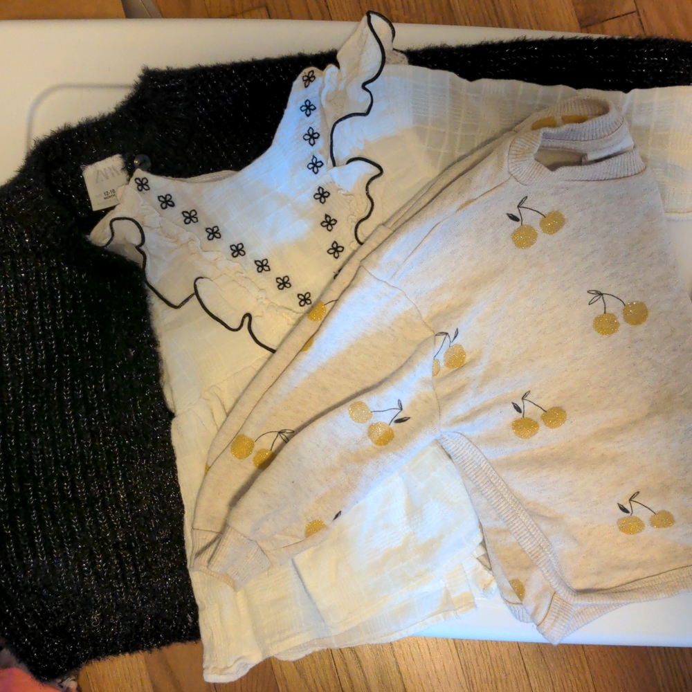 Bundle tops for girls